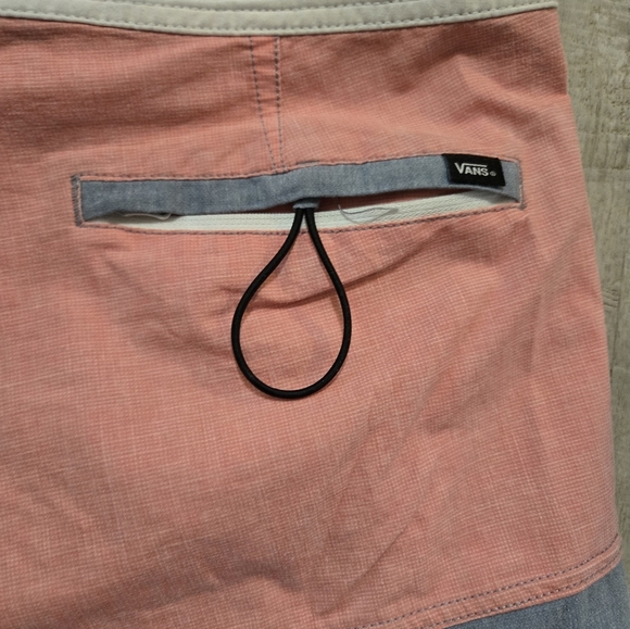 Vans shorts mens 32 striped swim trunks grey white & pink - Picture 10 of 14